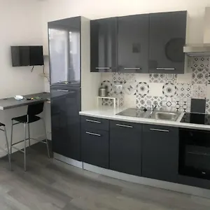  Appartement Yannadal/studio Cosy Avec Vraie Cuisine à Recouvrance/ Proche Tram/bus Et Proximité Avec L'arsenal